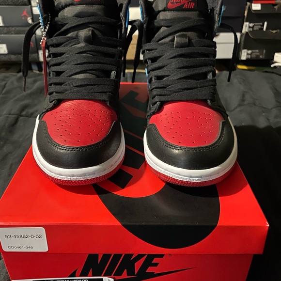 Nike Air Jordan High OG “UNC To Chicago” - Picture 4 of 10